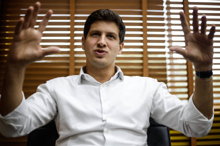 45ca76aa-b390-4f6a-84e5-b962a0648848