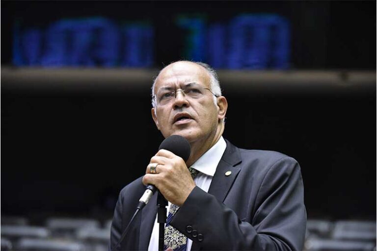 Deputado-Pastor-Eurico-Foto-Zeca-Ribeiro-Agencia-Camara