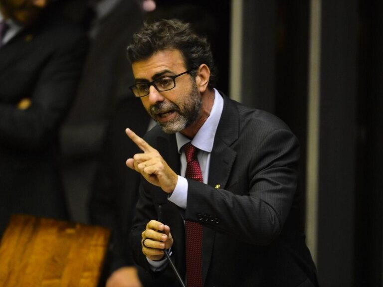 deputado-marcelo-freixo-na-camara-dos-deputados-1611178211919_v2_1024x768