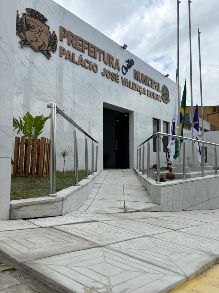 7121dc61-1db2-430e-bc64-4d28ac908ac7