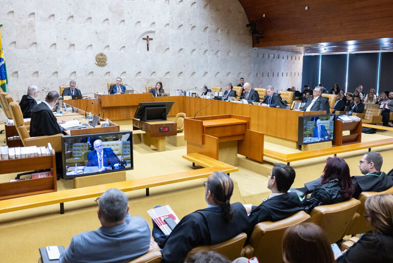 Luis-Roberto-BArroso-STF-oficial-Antonio-Augusto