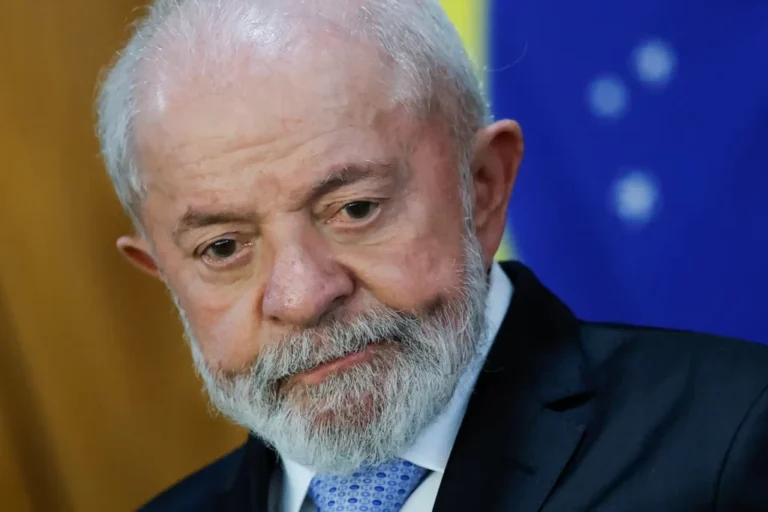 lula-da-silva-refletindo-1024x683