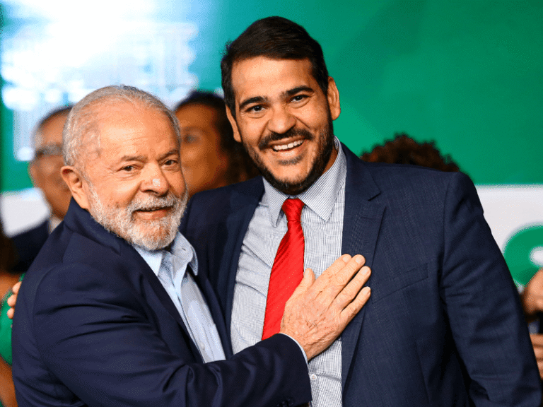 lula-e-jorge-messias-91451_800x600