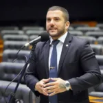 eduardo-bolsonaro-critica-ministros-do-stf-em-novo-video-20jul2025-848x477