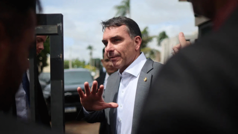 6938a72b718a70fdf663e982_Molde Capa (5)