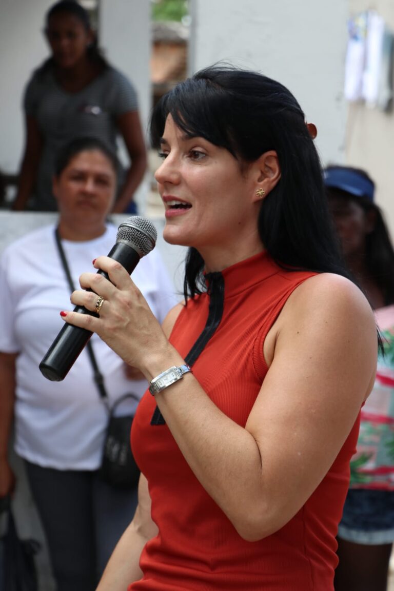 0A33DA4B-F13E-4588-8F97-80B764B27BF2