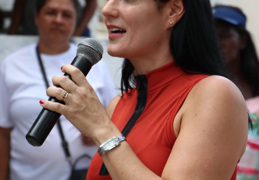 0A33DA4B-F13E-4588-8F97-80B764B27BF2